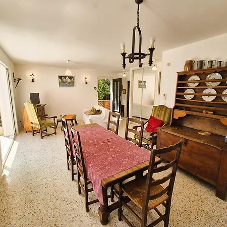 Villa 3 Au Centre De Mandrier Village *