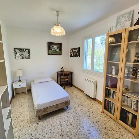Villa 3 Au Centre De Mandrier Village
